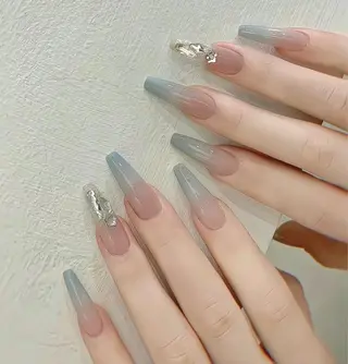 ネイル D-BEAUTY Nailsalonのネイルデザイン