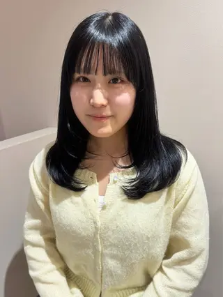 セミロング haruna🎀 Lita 4Fのヘアスタイル