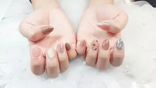 ネイル Tinaネイル 難波のネイルデザイン