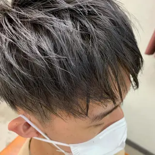 ショート カラー レイヤーカット/ marie🐼のヘアスタイル