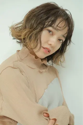 マツエク・マツパ 谷 なづきのヘアスタイル