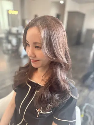 ロング 石井 琉星のヘアスタイル