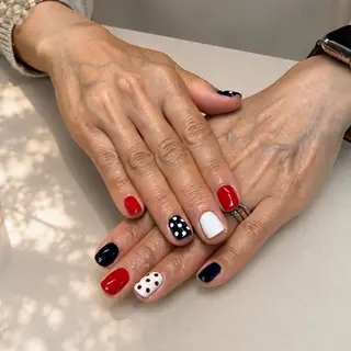 ネイル 井脇 優花のネイルデザイン