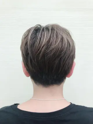 ショート 竹内 結希のヘアスタイル