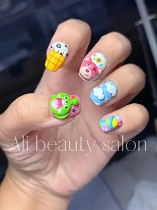 ネイル Ali 新小岩 ネイル専門のネイルデザイン
