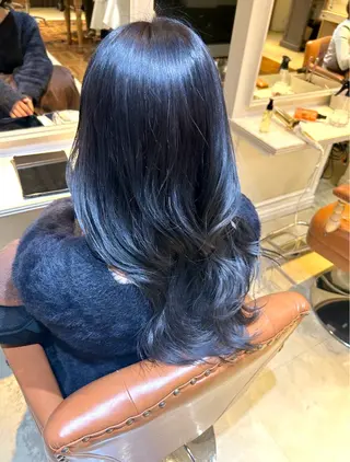 カラー 山本美月♥️艶カラー ♥️暖色カラー♥️のヘアスタイル