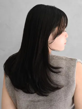 セミロング 山本みづき 髪質改善のヘアスタイル