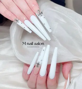 ネイル M🌷nail 長さだし専門店のネイルデザイン