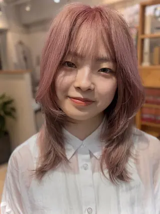 セミロング カラー cana 札幌レイヤースタイルのヘアスタイル
