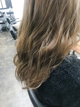 ロング 初めてでも失敗しない 透明感カラー Miiのヘアスタイル