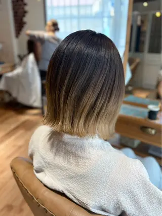 ショート カラー 西村 雪菜のヘアスタイル