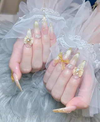 ネイル ANH ゴテゴテネイルのネイルデザイン
