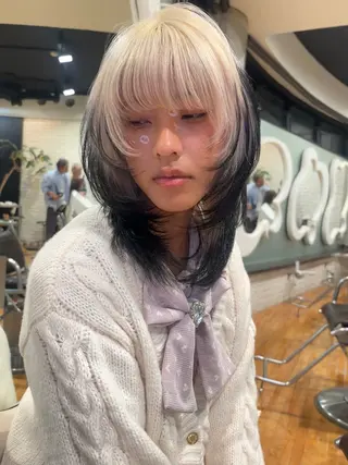 セミロング カラー RiSA ★のヘアスタイル