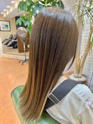 ロング 石井 佑樹のヘアスタイル