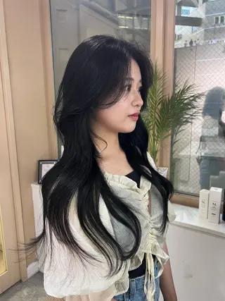 ロング カラー 韓国🤍ワンホンヘア みかん🇨🇳のヘアスタイル