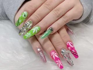 ネイル C ✨Mのネイルデザイン