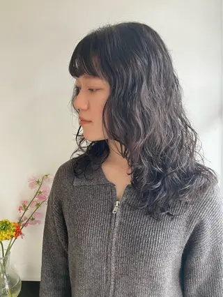 セミロング パーマ 川間 将彦のヘアスタイル