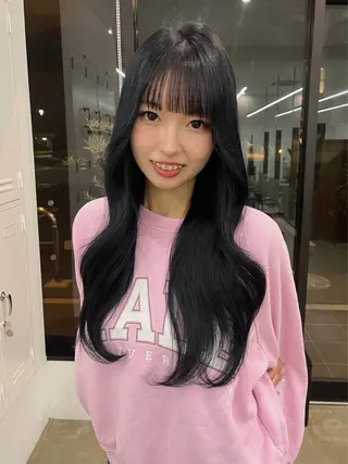 ロング XIA AIMIのヘアスタイル