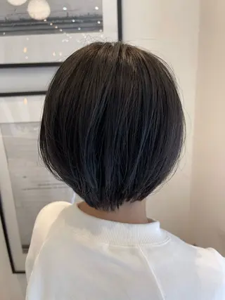 ショート カラー 塚本 昂のヘアスタイル