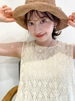 カラー パーマ ミディアム CEINE PATHのヘアスタイル