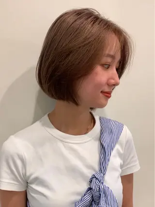 ミディアム カラー 落合希 Olivebeigeのヘアスタイル