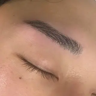 アイブロウ cielo オアシス店　あやなのマツエク・マツパデザイン