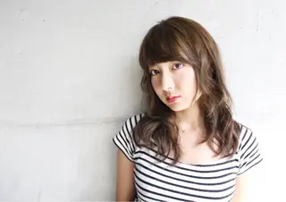 セミロング 桑名 淳のヘアスタイル