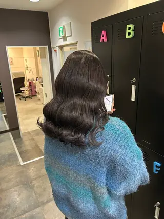 セミロング 吉村 夏椰のヘアスタイル