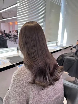 ロング カラー 透明感ベージュ🤎 manami👒🌿のヘアスタイル
