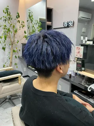 ショート カラー メンズ FAVORE 【ファヴォーレ】のヘアスタイル