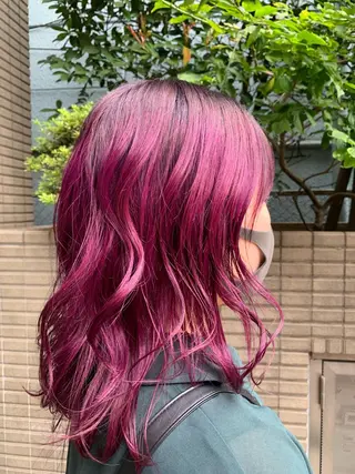 ミディアム カラー 澤井 佑果のヘアスタイル