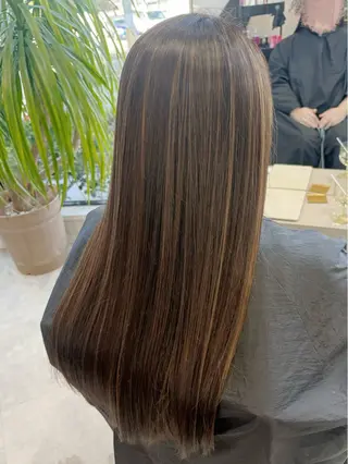 カラー 吉川 莉央のヘアスタイル