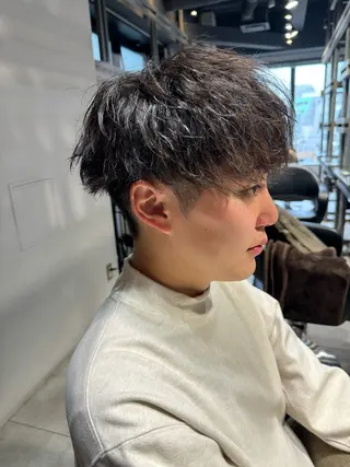ショート パーマ メンズ 似合う髪型見つけます AYAKAのヘアスタイル