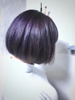 ショート カラー パーマ ヘアアレンジ 推し活専用 【派手髪】飯野ゆかりのヘアスタイル