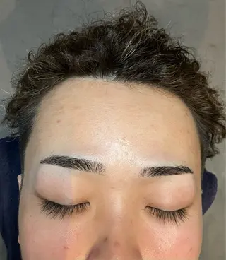 アイブロウ 村上 垂斗のヘアスタイル