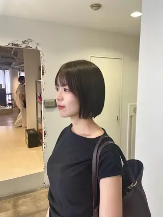 ショート Shion/ レイヤー/髪質改善のヘアスタイル