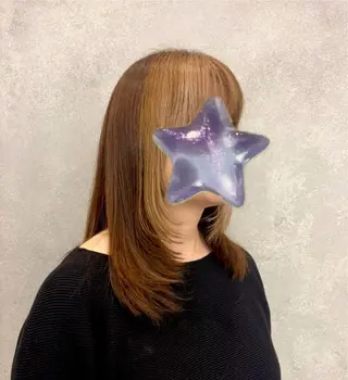 セミロング 樋口 江理香のヘアスタイル