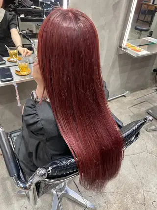 ロング カラー くびれレイヤー/艶 カラー　MADOKAのヘアスタイル