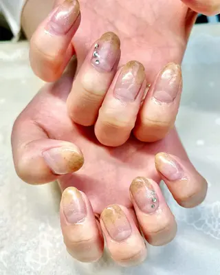 ネイル 新宿ネイルサロン ジェミディローサのネイルデザイン