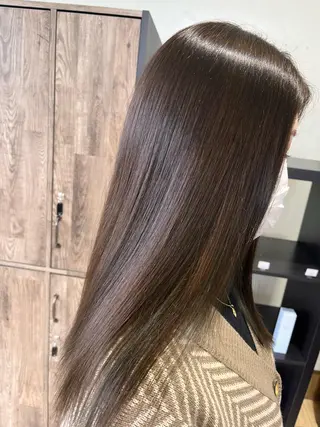 ロング 栗原 志穂のヘアスタイル