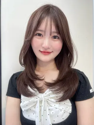 ロング 🍑暖色／レイヤー／ 真希🎀のヘアスタイル