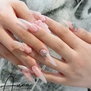 ネイル Aura Nail Studioのネイルデザイン