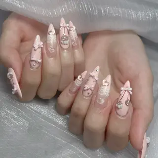 ネイル Lyna 池袋のネイルデザイン