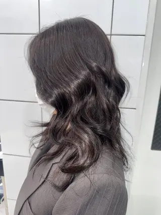 ロング カラー ヘアアレンジ minto/ パーマモデル募集中のヘアスタイル