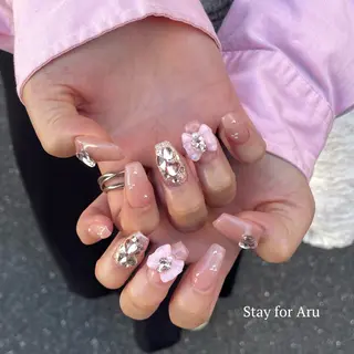ネイル Aly .のネイルデザイン