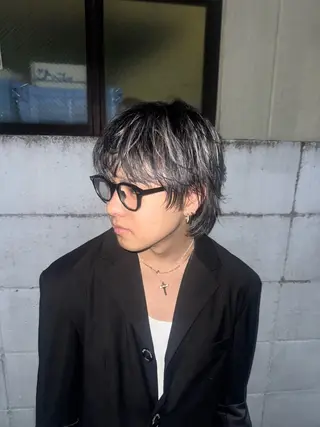 ショート カラー メンズ ヤリタ カケルのヘアスタイル