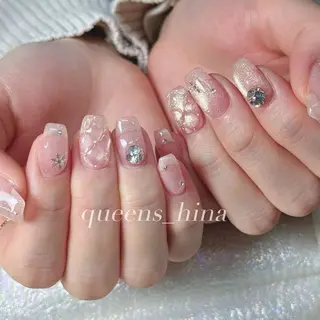 ネイル Queens テイのネイルデザイン