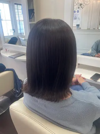 ミディアム 秋山 麗奈のヘアスタイル