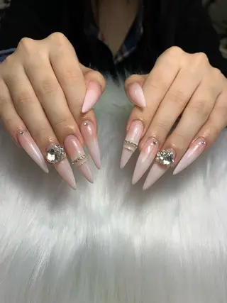 ネイル PLUSSPA ANHのネイルデザイン