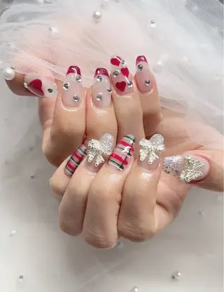 ネイル KARI ネイルサロンのネイルデザイン